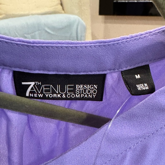 NWT - 7th Avenue - New York & Company - Purple Blouse - M - Picture 3 of 5
